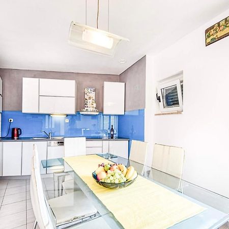 Apartman Andrej Povlja  Extérieur photo